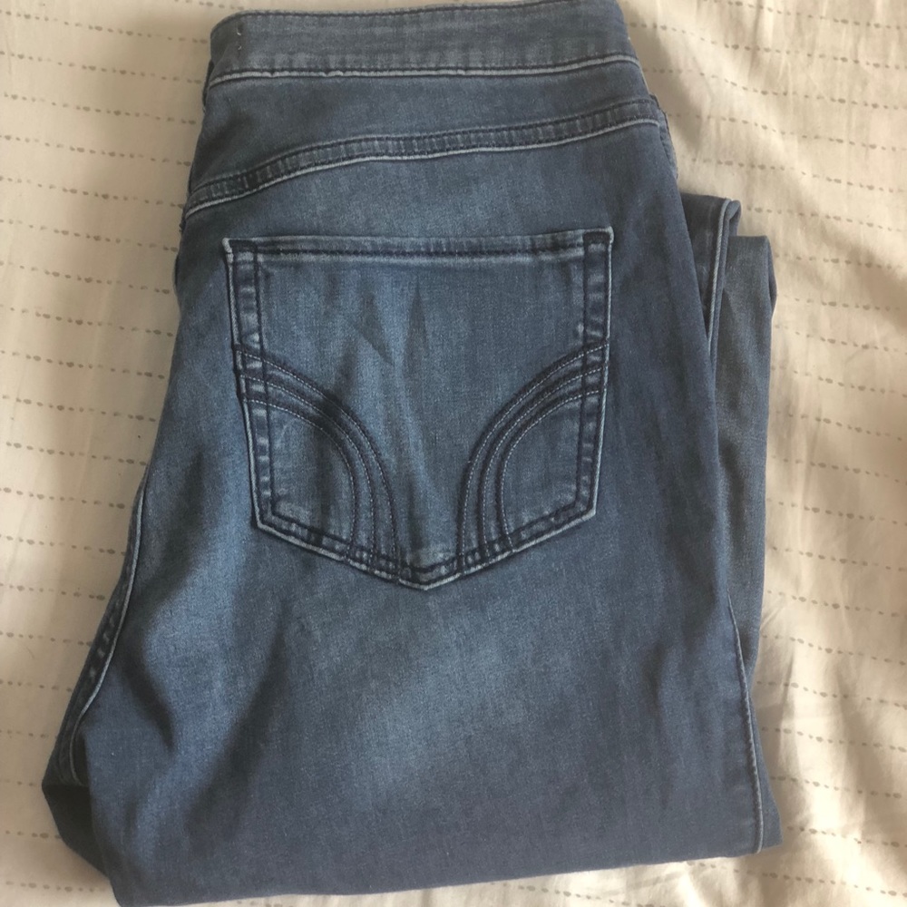 Hollister jeans